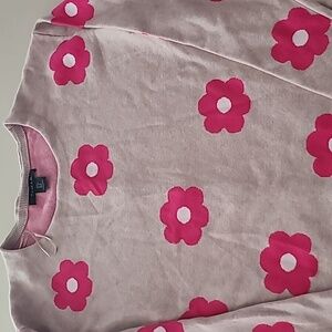 Tahari size M floral sweater, faux button down back